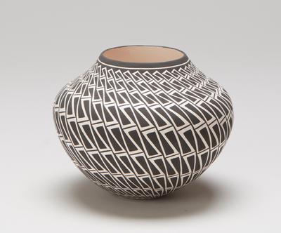Black and White Pot #1